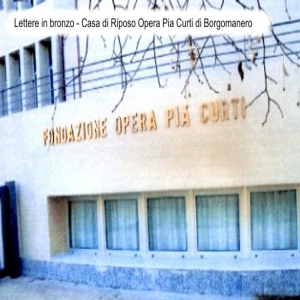 Delfino-piede-tavolo